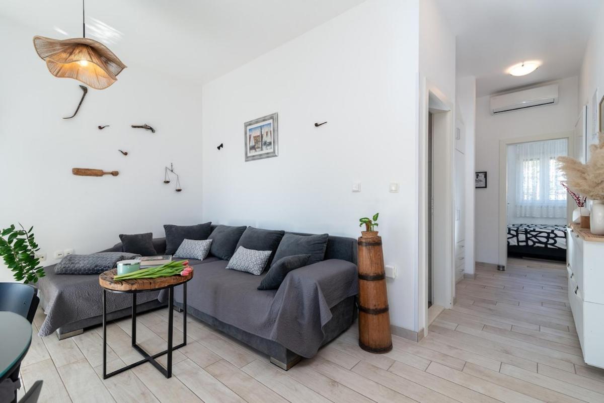 Apartman Spiro Трогір Екстер'єр фото
