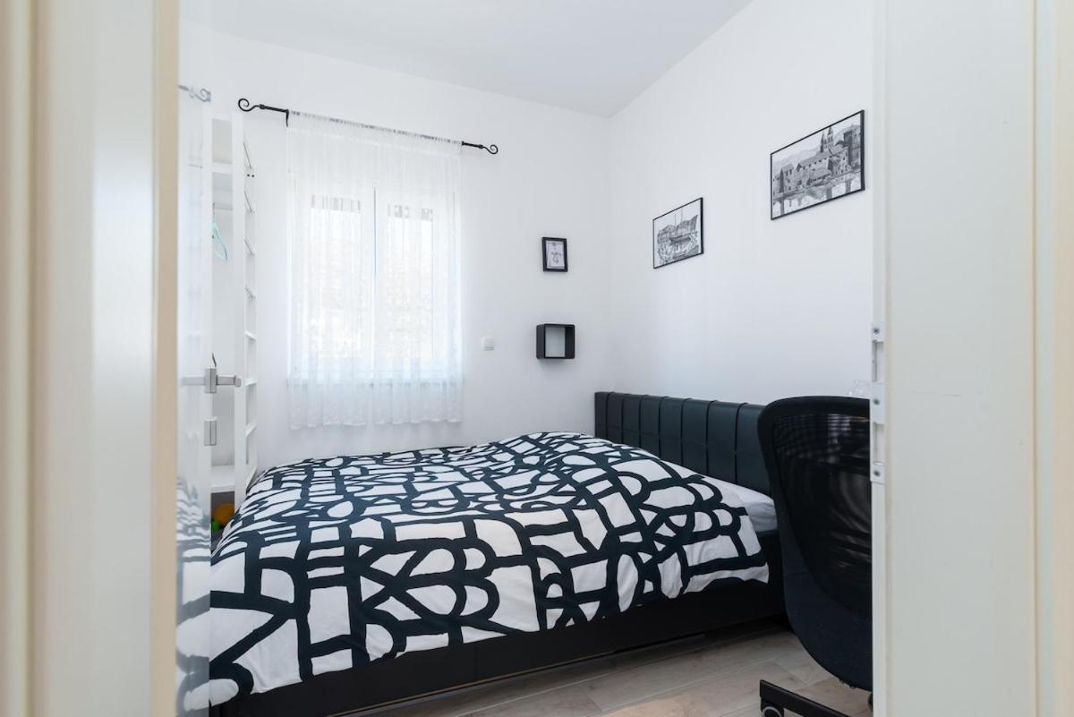 Apartman Spiro Трогір Екстер'єр фото